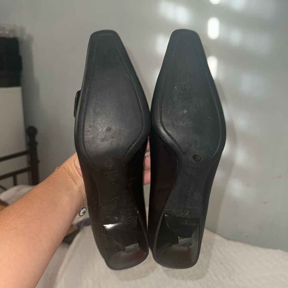 PRADA Leather Square Toe Pumps Scamosciato Trend Moro Size 38 - fits 7 or 7 1/2 - Picture 4 of 4